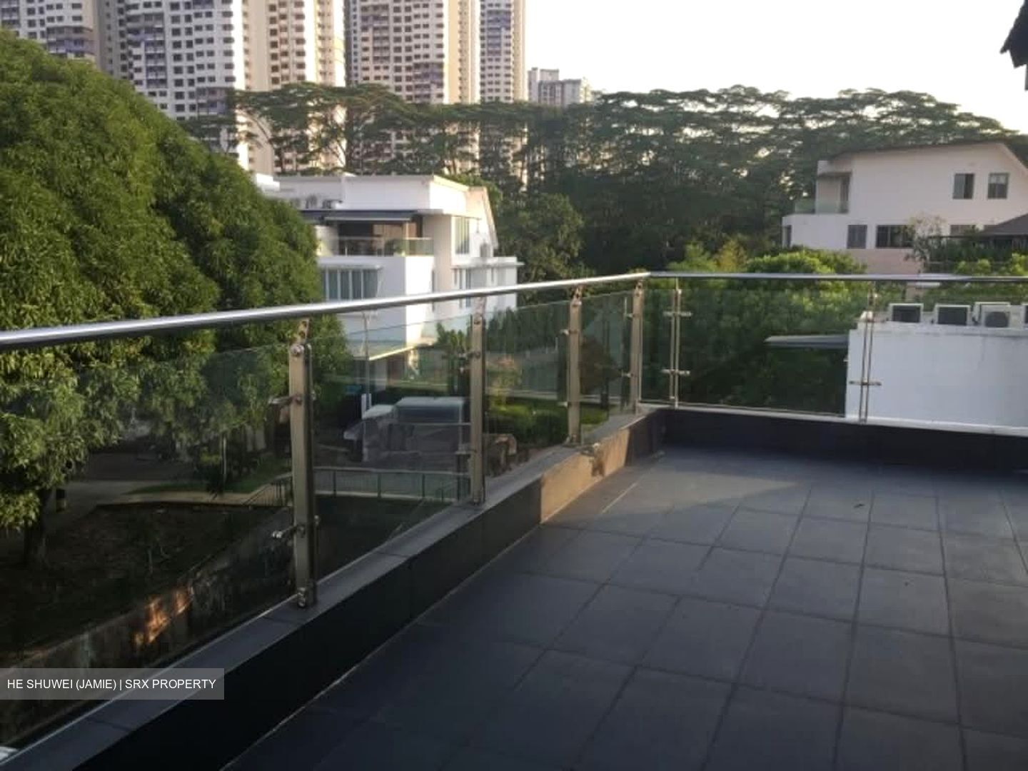 Grove Drive (D10), Terrace #546844611